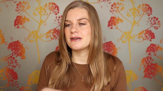 Top 2 Makeup Products in Each Category смотреть онлайн