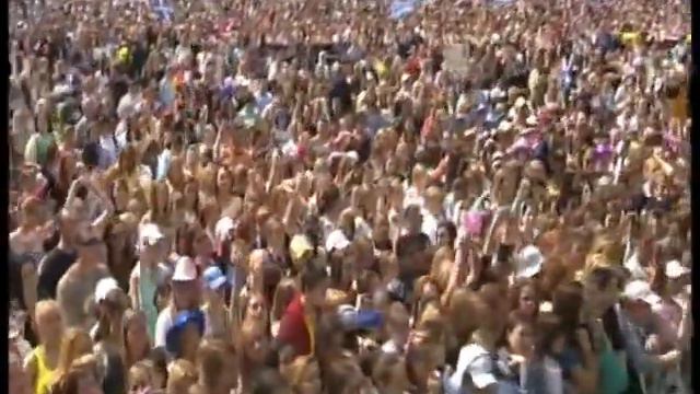 Girls Aloud - Sound Of The Underground (Live & Loud 20. 06. 2004) смотреть онлайн