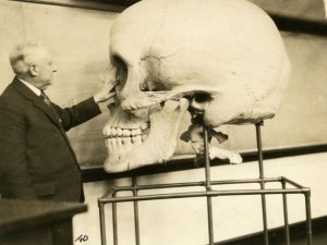 Люди-гиганты жившие на земле до нашей эры