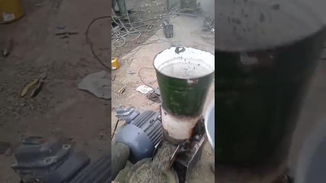 Продаю гранулятор комбикорма