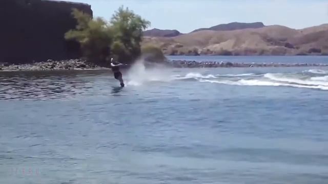 Я РЖАЛ ДО СЛЕЗ? Смешные видео ● неудачные падения в воду, подборка Приколы над людьми