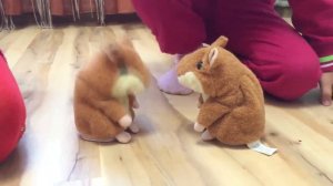 Говорящий хомяк игрушка , которая повторяет слова, смешное видео