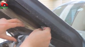 Установка упоров капота (амортизаторов) на Peugeot Partner 2 (www.upora net)