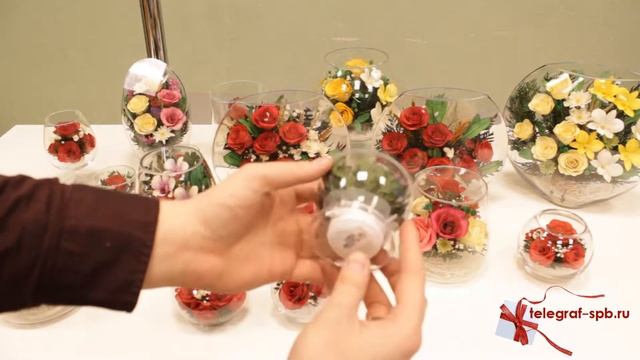 Живые цветы в вакууме - Композиция из роз и орхидей