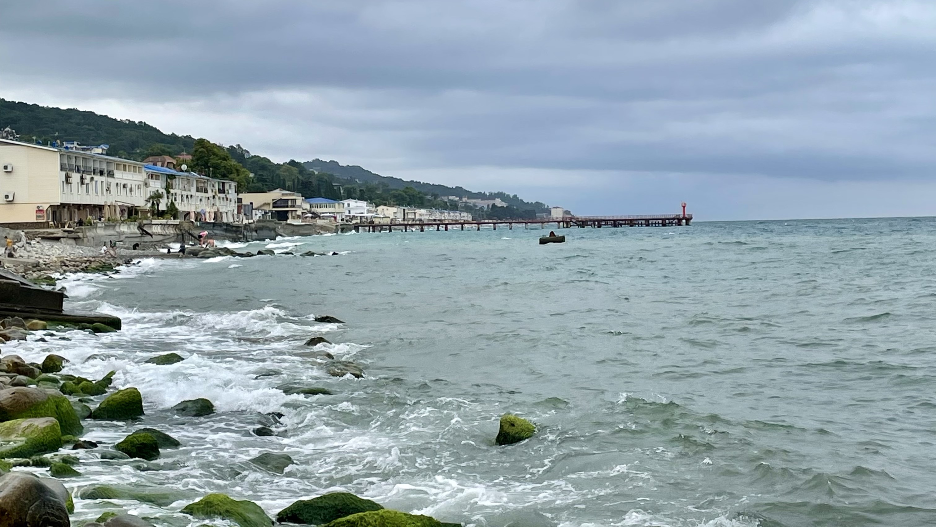 Ура! ЖАРА в СОЧИ отступает! СИТУАЦИЯ В ЛОО НА 20 июля #море #сочи #beach #sochi #пляж #лоо #travel смотреть онлайн