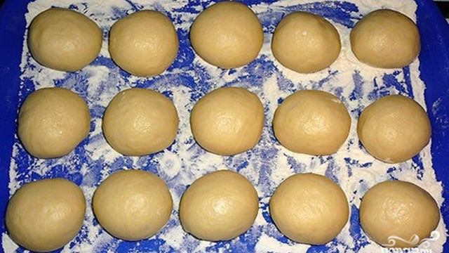 Дрожжевые пончики