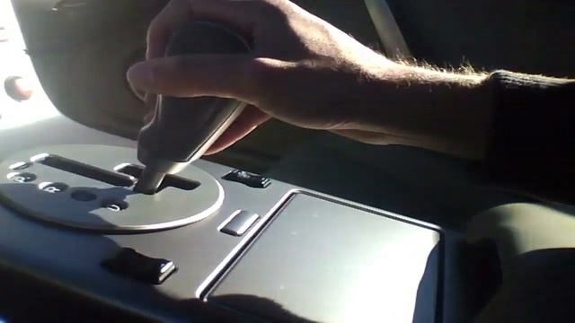 2004 Infiniti G35 Coupe Start Up & Rev смотреть онлайн