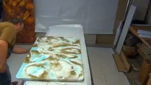 Дизайнерский стол из эпоксидной смолы