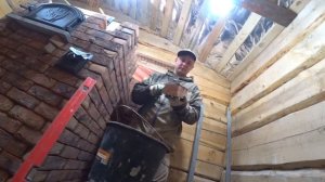 Банная печь обращённого пламени из кирпича ручной формовки.