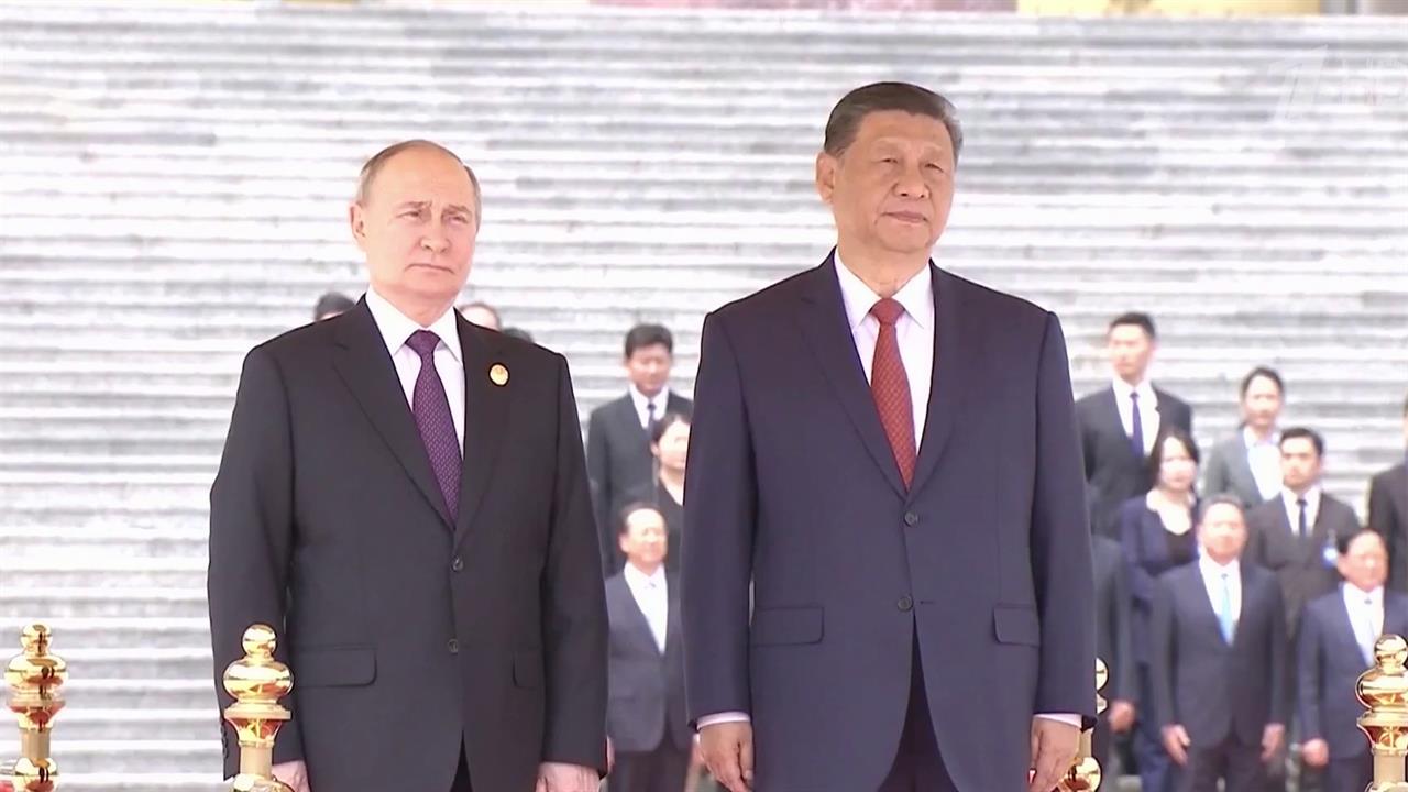 Владимир Путин с государственным визитом в Пекине, где уже провел переговоры с Си Цзиньпином