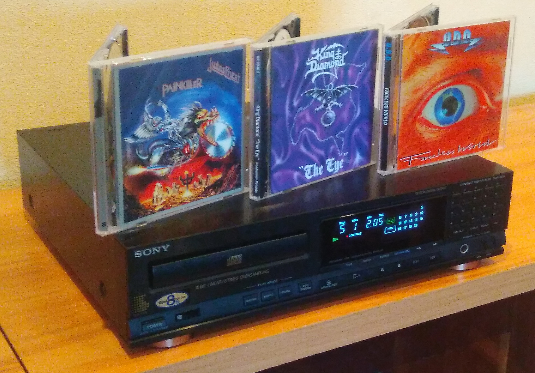 SONY CDP - m79 смотреть онлайн