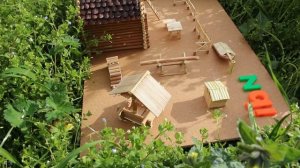 Сельское подворье (миниатюрное) / Miniature village farm (details)