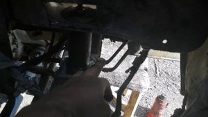 Задрал кабину Ниссан Ванетт, появился грузовичек на канале