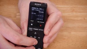 Sony ICD-UX570 Dictaphone - Unboxing & Walkthrough - Part 1