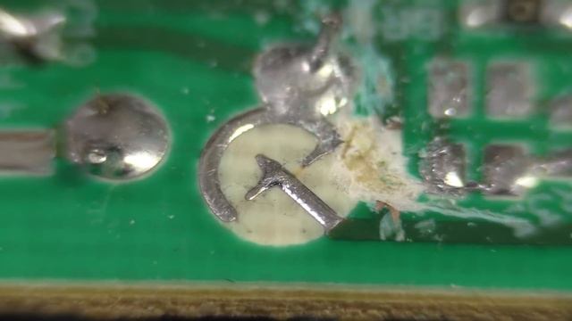 EEVblog #678 - What is a PCB Spark Gap? смотреть онлайн