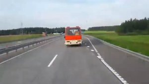 Икарус 256, 260 - летом на трассе под Минском.