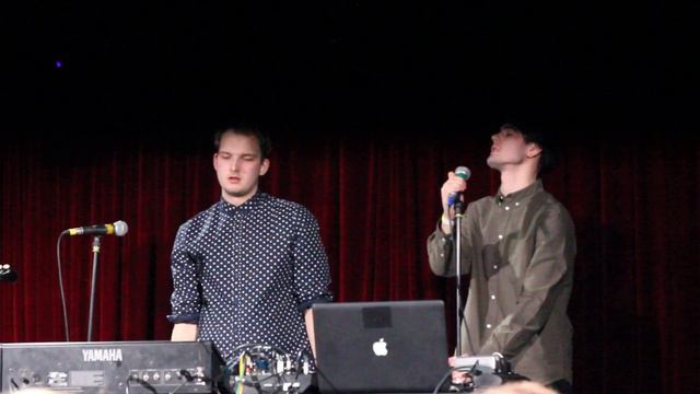 The Lour - Wake me up (Live Moscow) смотреть онлайн