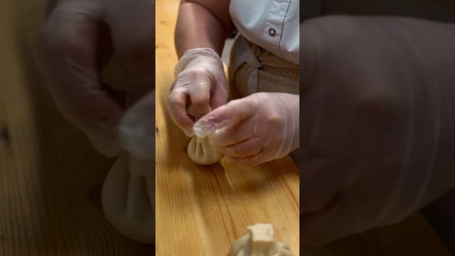 Хинкали — это отдельный вид искусства 🕊️ #москва #хинкали #грузинскаякухня #хачапури #мск смотреть онлайн