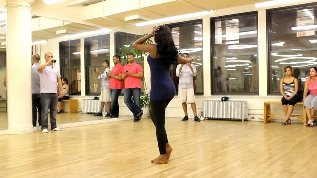 DM Bachata Performance Team Summer 2011 - 2011-07-13 Bellydance Stage Left With Counts смотреть онлайн