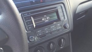 Купить Фольксваген Поло (Volkswagen Polo) 1.6 105 лс 2013 г. с пробегом бу в Саратове. Элвис