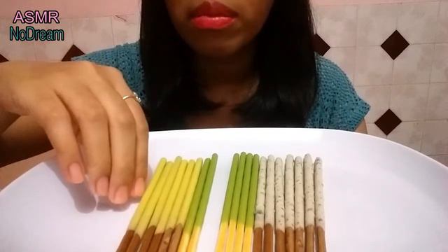ASMR EATING POCKY BISCUIT STICKS MUKBANG (RELAXING EATING SOUNDS + WHISPERING) | Phlox ASMR