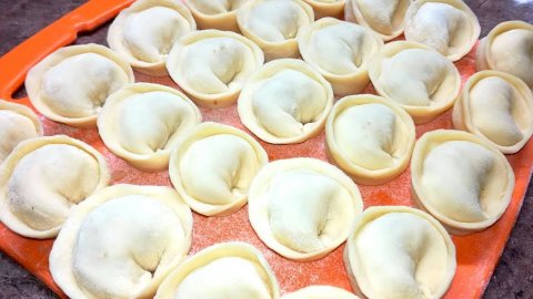 Домашние пельмени. Рецепт Идеального Теста для пельменей.