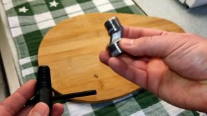 Экстрактор сантехнический для удаления резьбы 15 и 20 мм.