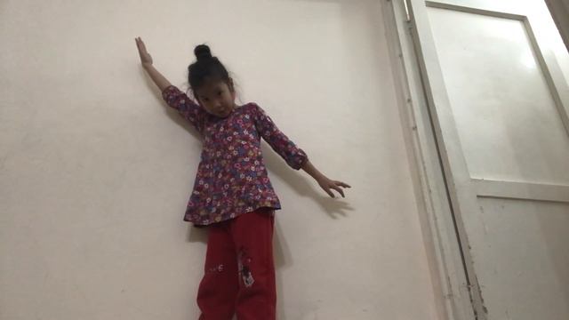 Как я делаю перекат с мячиком смотреть онлайн