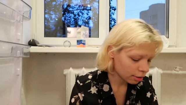 Очереди в H&M, собака и кукинг v3 смотреть онлайн