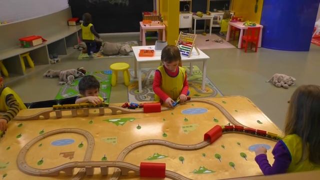 ДЕТСКИЙ ИГРОВОЙ ЦЕНТР В ИКЕА МОСКВА ХИМКИ IKEA MOSCOW смотреть онлайн