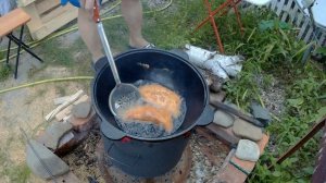 Чебуреки крымско-татарские. Жарим.