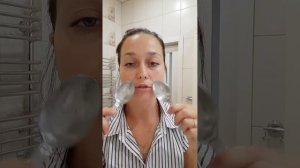 Массаж лица холодными ложками