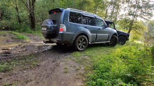 Pajero IV Легкое бездорожье. Прогулка по лесу.