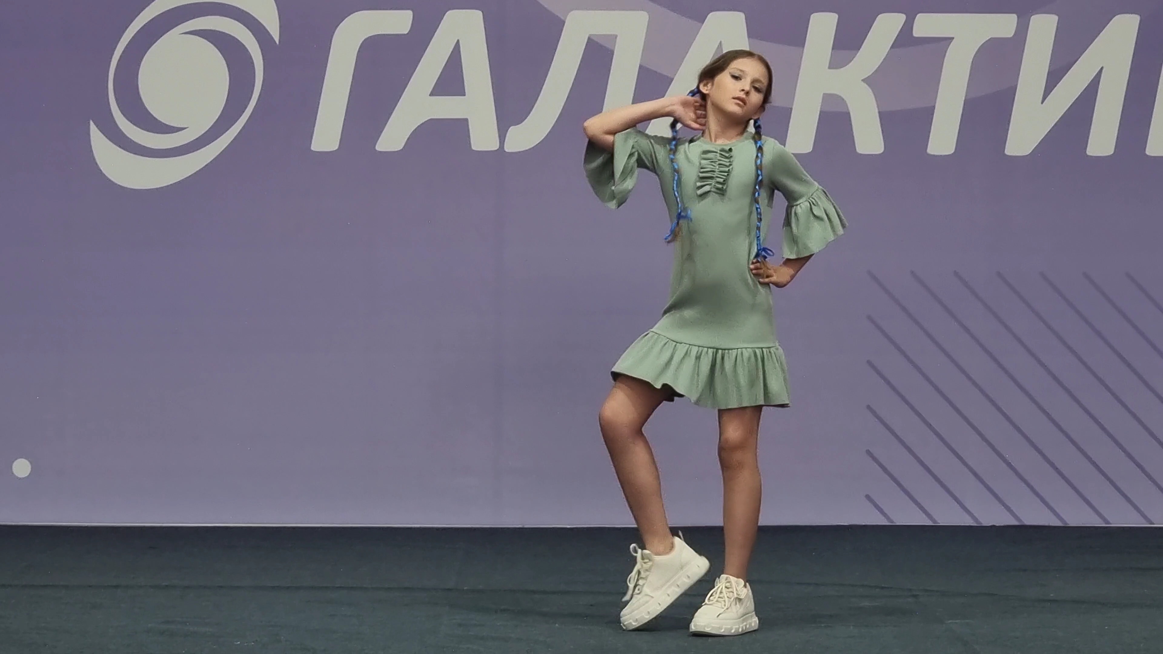 Ника впервые на подиуме! Школа моделей Fashion Kids и бренд Sovana!