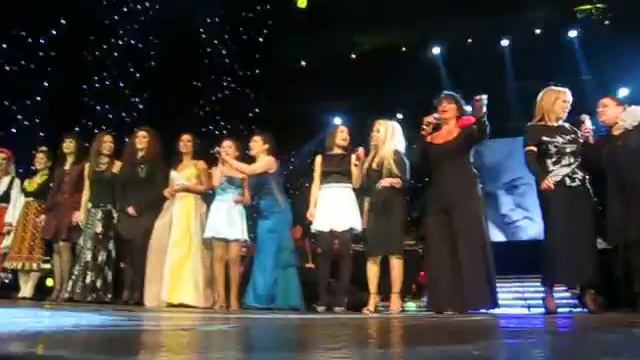 Йорданка Христова & всички певици - Песен моя, обич моя смотреть онлайн