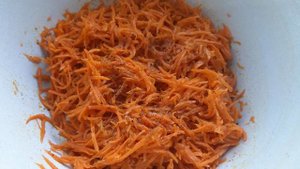 Морковь по-корейски с грибами