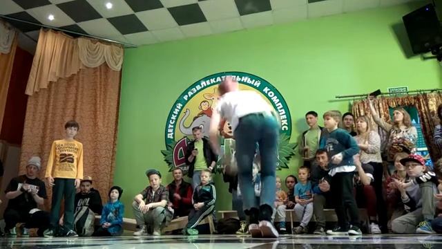 Александров Метр с кепкой breaking kids отбор 1 смотреть онлайн