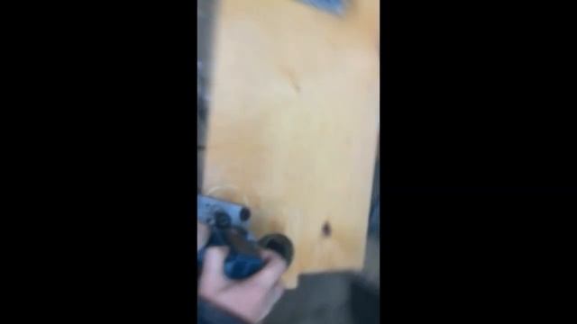 Как ручным фрезером вырезать любой круг смотреть онлайн