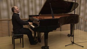 M.Ravel Menuet sur le nom D'HAYDN, Rustam Muradov pianist
