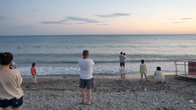 04.09.2022 АРХИПО-ОСИПОВКА В МОМЕНТЕ. ПЛЯЖ. ОБСТАНОВКА КАК ЕСТЬ смотреть онлайн