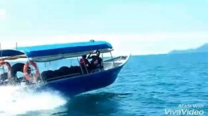 Yamaha 200 vs suzuki 225