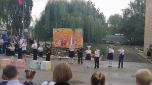 Школа это детство - танец