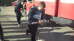 Развертывание пожарного рукава