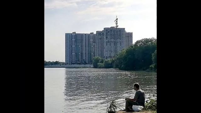 Онлайн фото-выставка работ Бориса Евгеньевича Леончика. К 229 - годовщине со дня основания города. смотреть онлайн