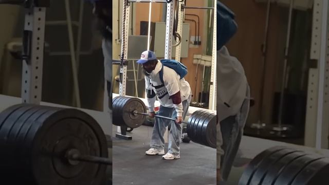 ELITE Powerlifter ANATOLY Pretends to be CLEANER in GYM #shorts