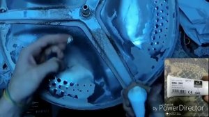 Indesit WIU 100

Замена подшипников сальника +клеим бак. #3