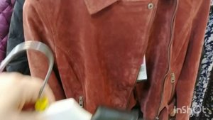 Магазин familia одежда на весну, огромный ассортимент курток.