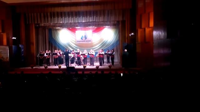 Муниципальный духовой оркестр г.Новограда-Волынского - Кумпарсита смотреть онлайн