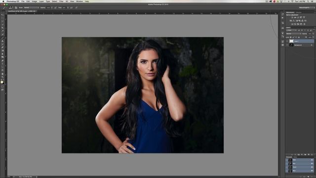 How To Create Beams of Light and Fog Effects in Photoshop CC 2015 | Photoshop Tutorial смотреть онлайн