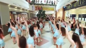 А мы ему по морде...Чайником...